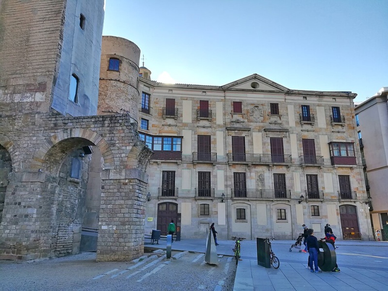 Plaça Nova